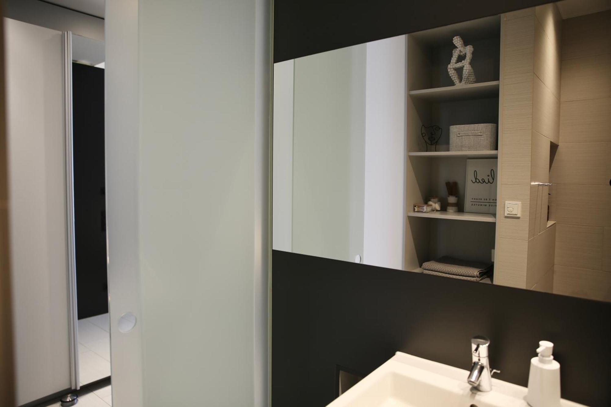 Meos 3 -Zentrum-Hofblick-Gym-Netflix Leipzig Luaran gambar